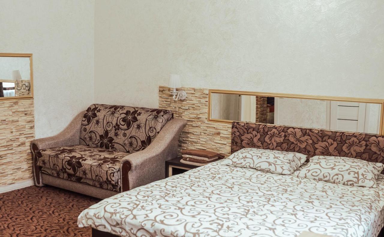 Hotel Rafinad Leopoli Esterno foto