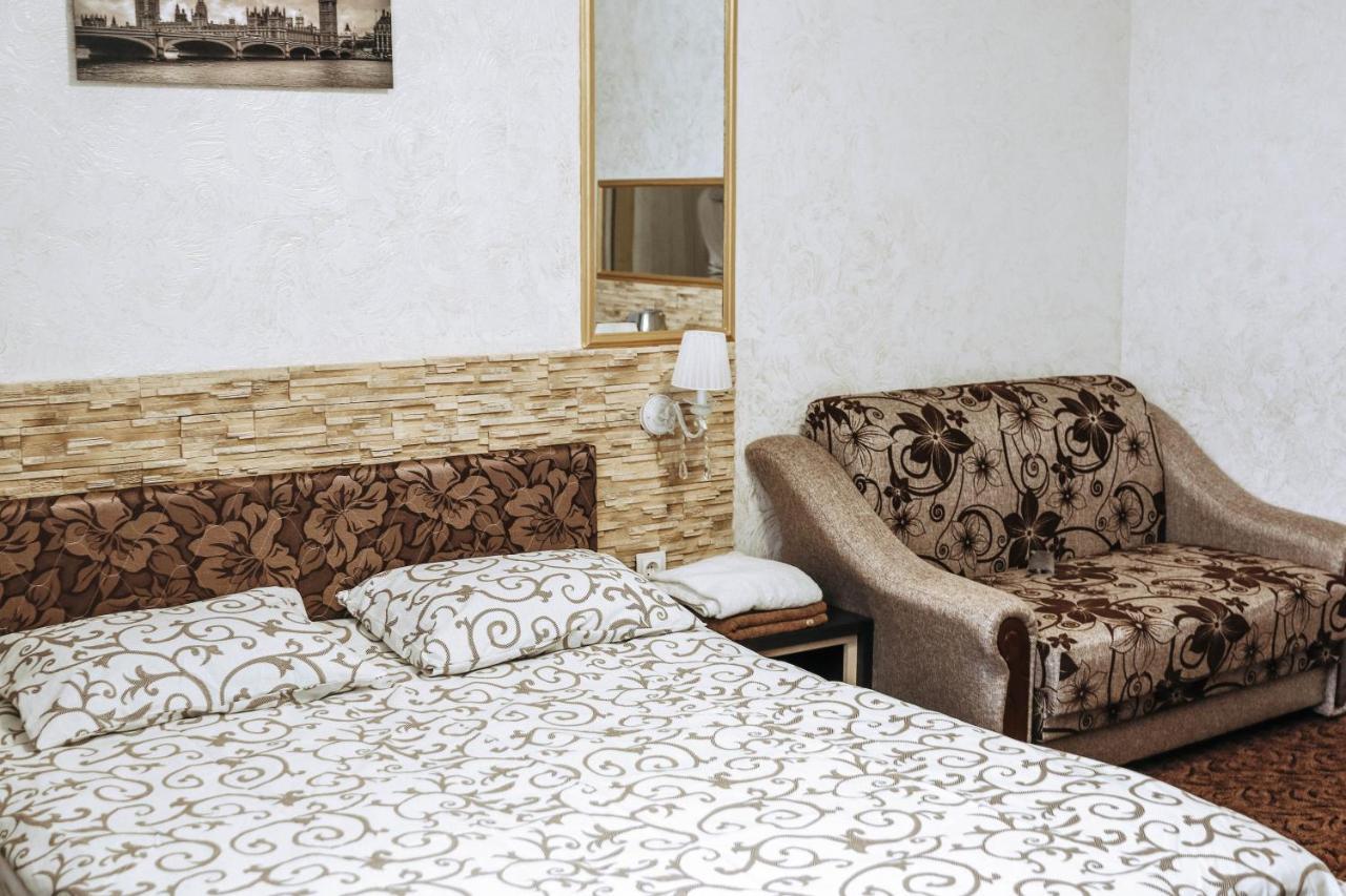 Hotel Rafinad Leopoli Esterno foto